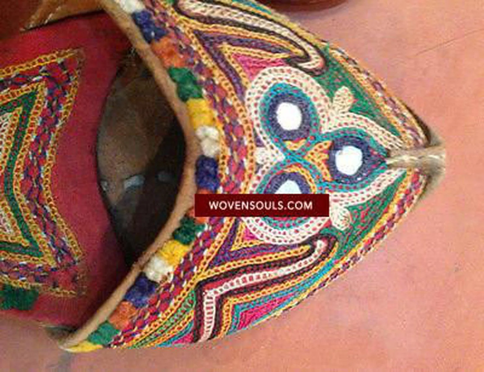 469 SOLD Vintage Tribal Mojri Slipper with Embroidery & Mirrorwork