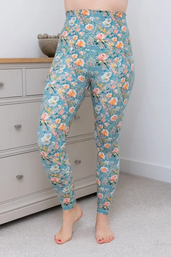 Duck Egg Embroidery Print 2 Pocket Full Leggings