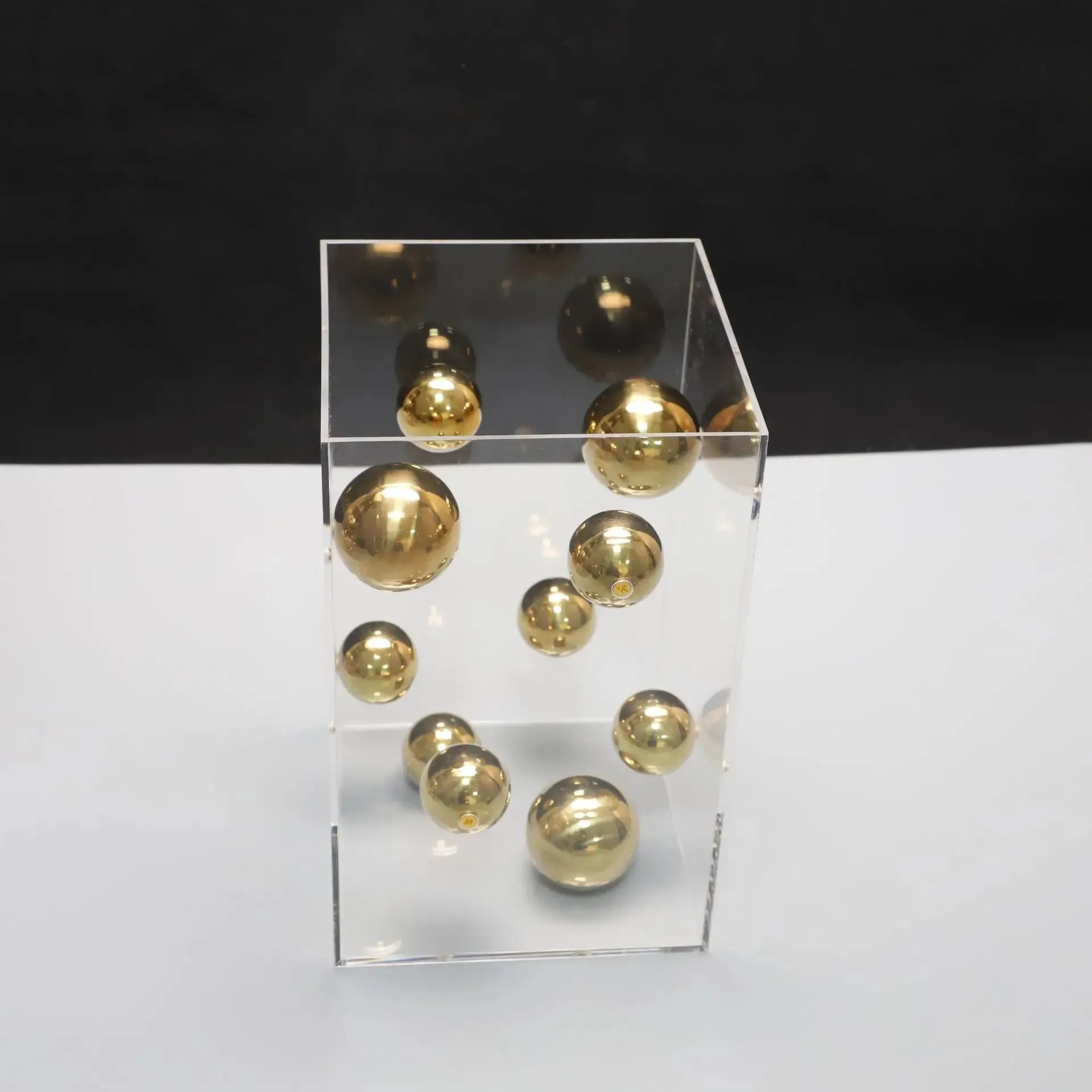 Modern Spherical Art Display Cube