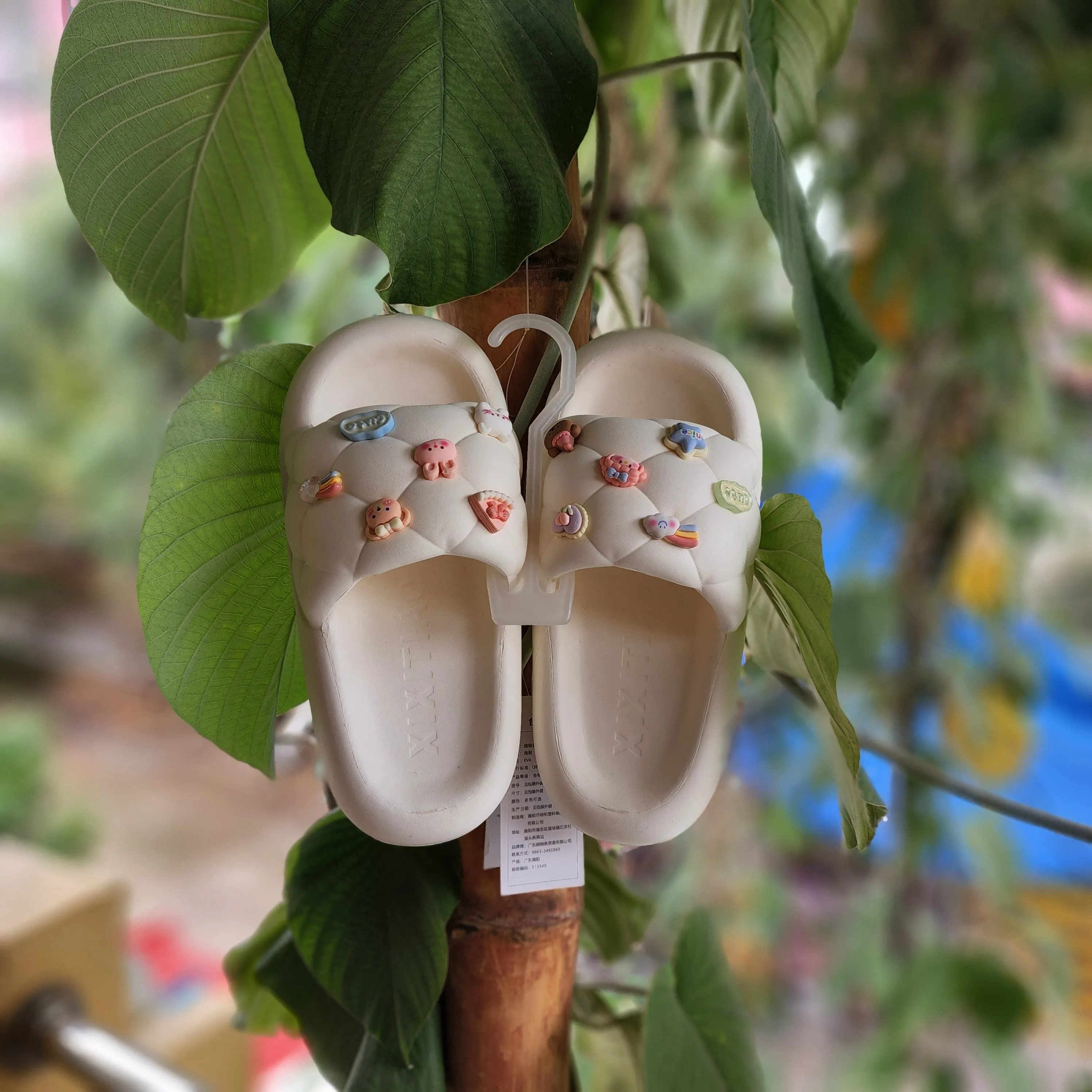 White Adorable embellishments Sliders