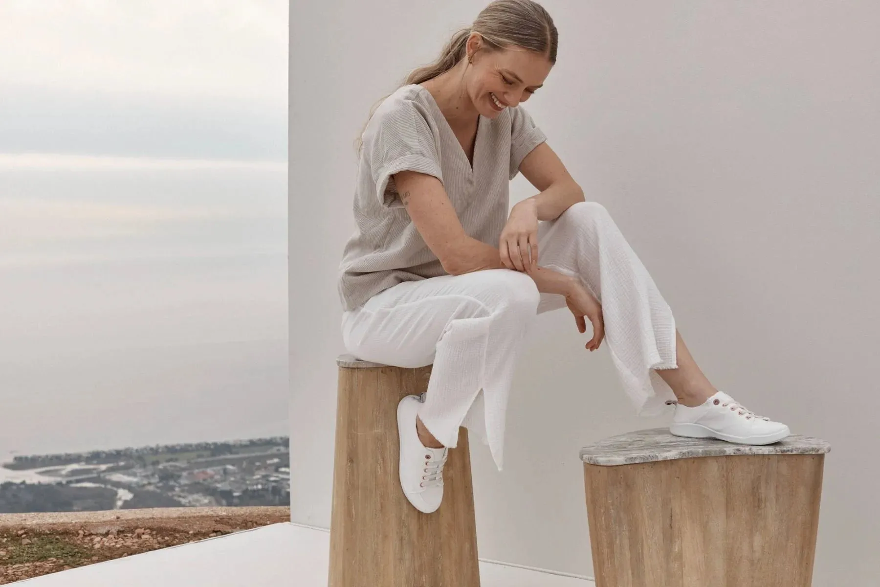 WOMEN'S VIONIC PISMO SLIP ON  | CREAM