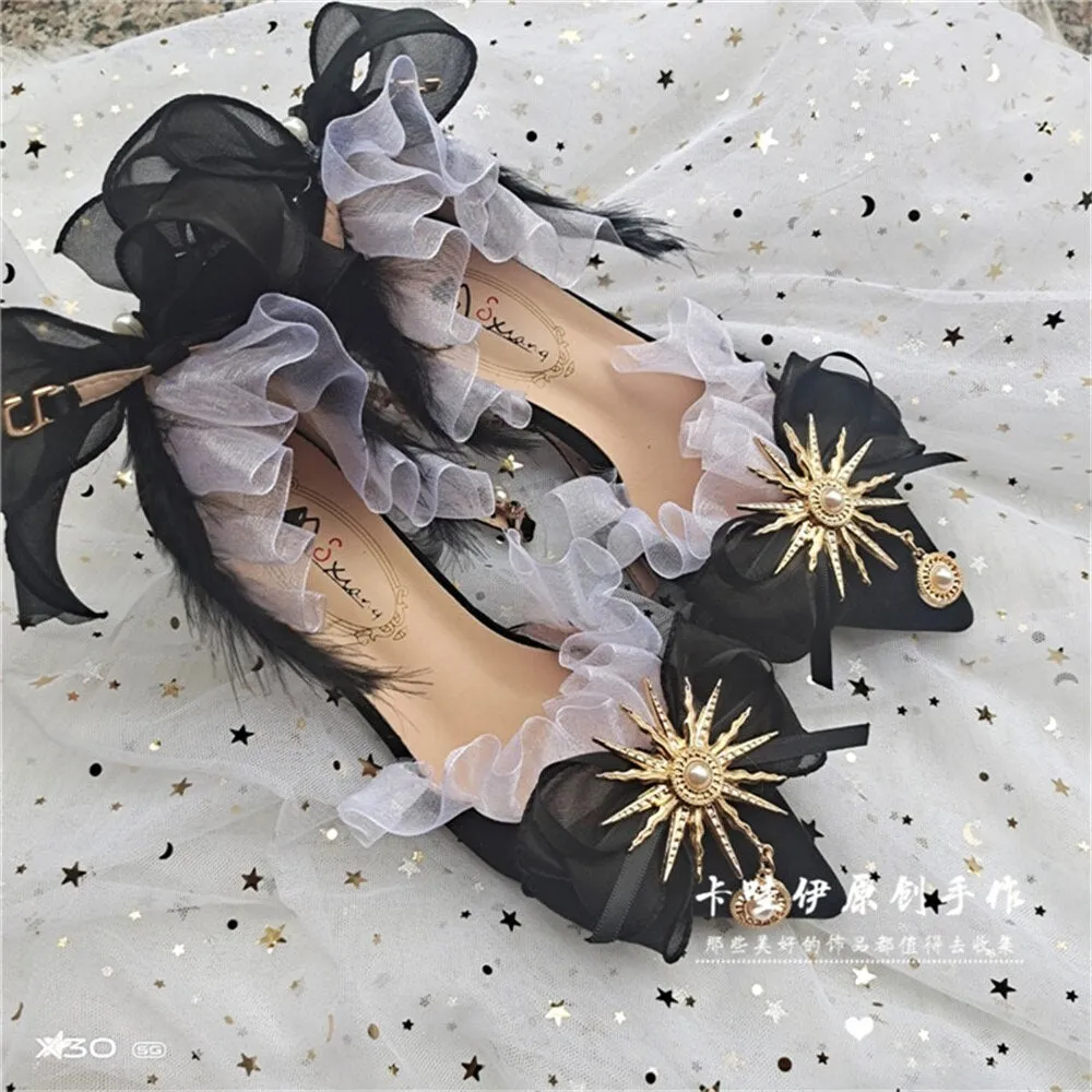 xiangtuibao Gothic Girls Black Feather Bowknot Gold Sun Lolita Shoes Metal Pearl Chain Pointed Sandals Mid Heel Victoria Cos Lolita Shoes