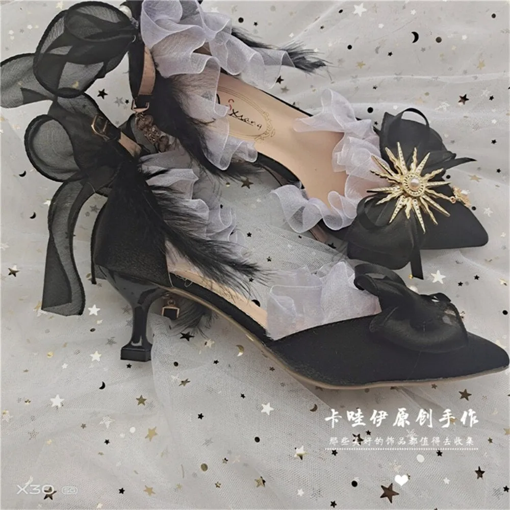 xiangtuibao Gothic Girls Black Feather Bowknot Gold Sun Lolita Shoes Metal Pearl Chain Pointed Sandals Mid Heel Victoria Cos Lolita Shoes